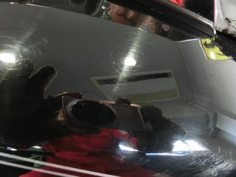 ハーレーバイクで見る黒色タンク塗装に傷防止ケア